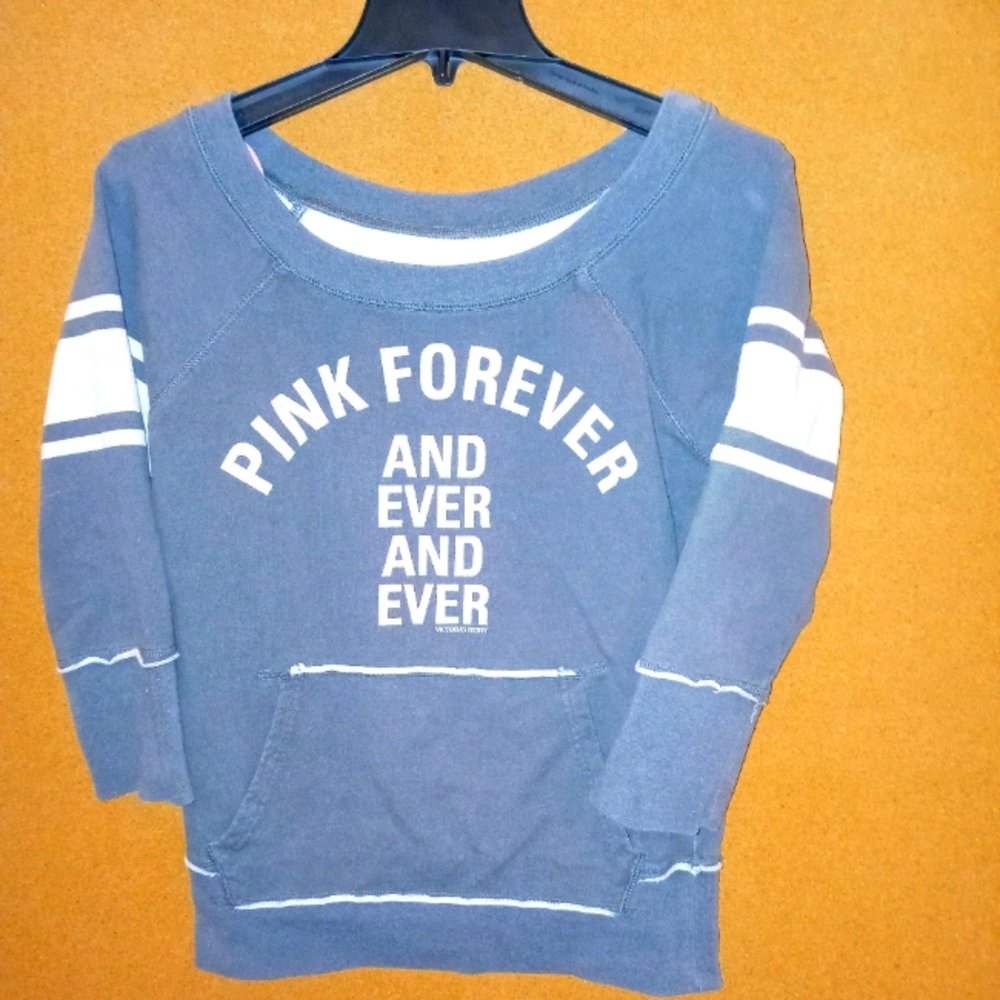 💙5/30💙PINK VICTORIAS SECRET SWEATSHIRT